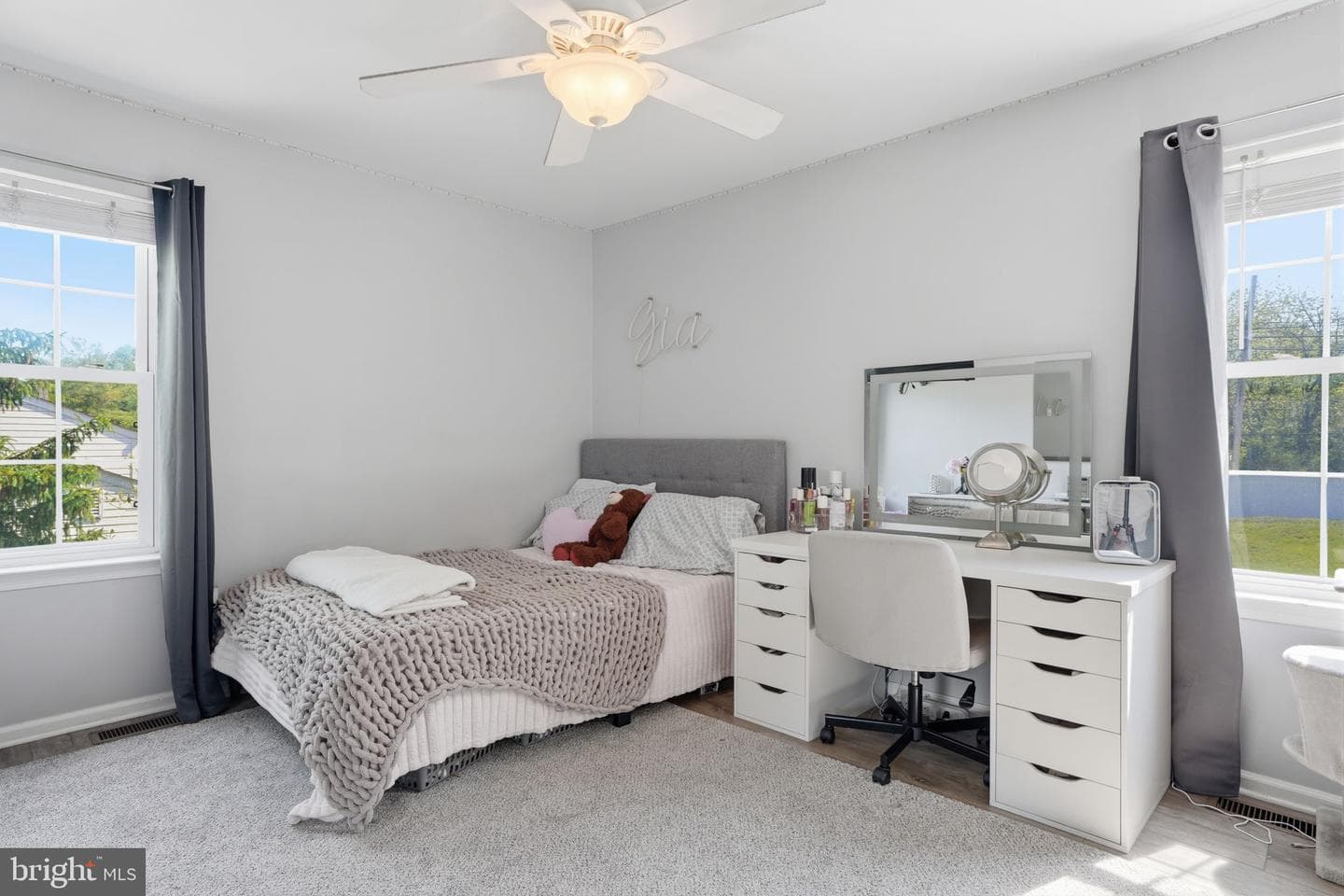 276 Hampton Drive photo 31