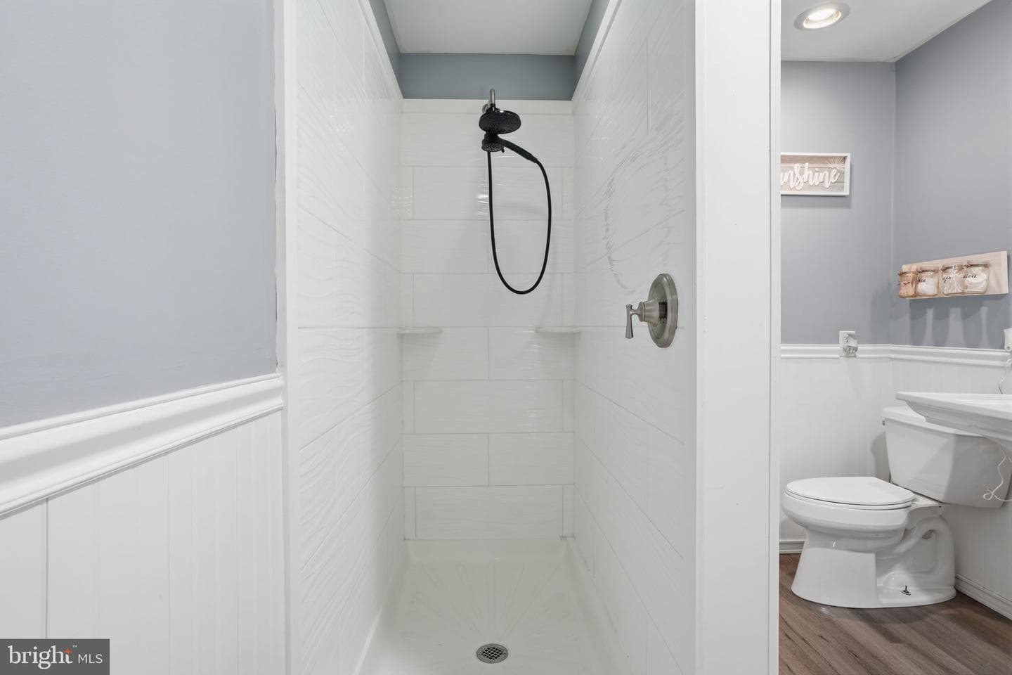 276 Hampton Drive photo 34