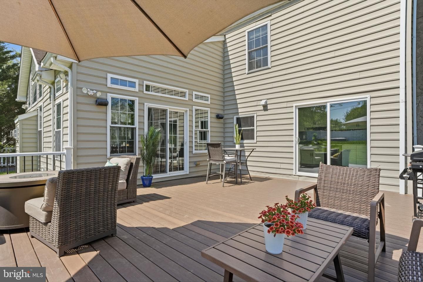 276 Hampton Drive photo 44