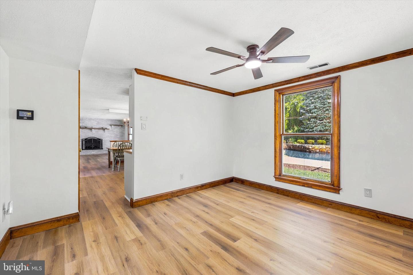 249 Cambridge Drive photo 10