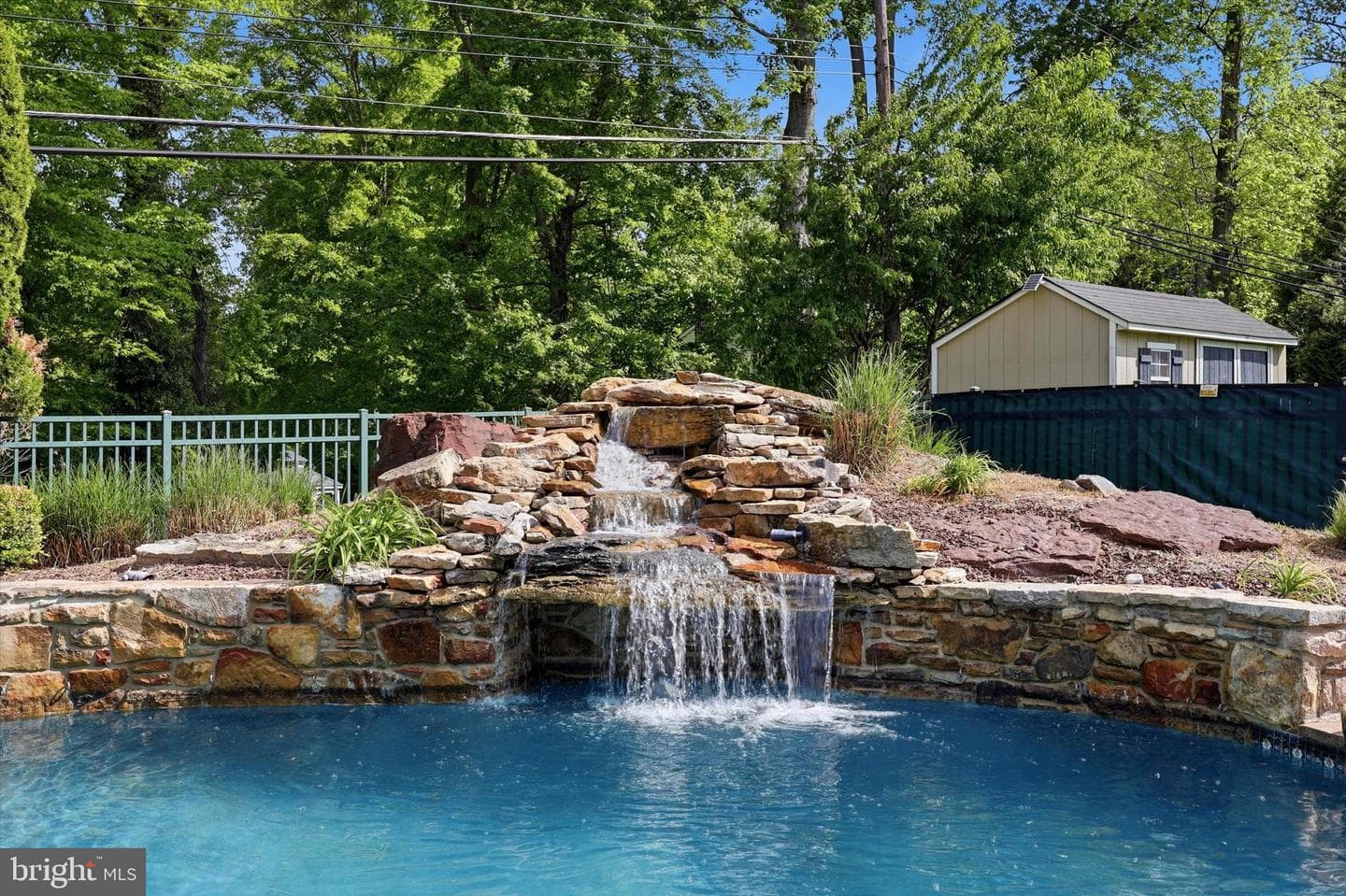 249 Cambridge Drive photo 34