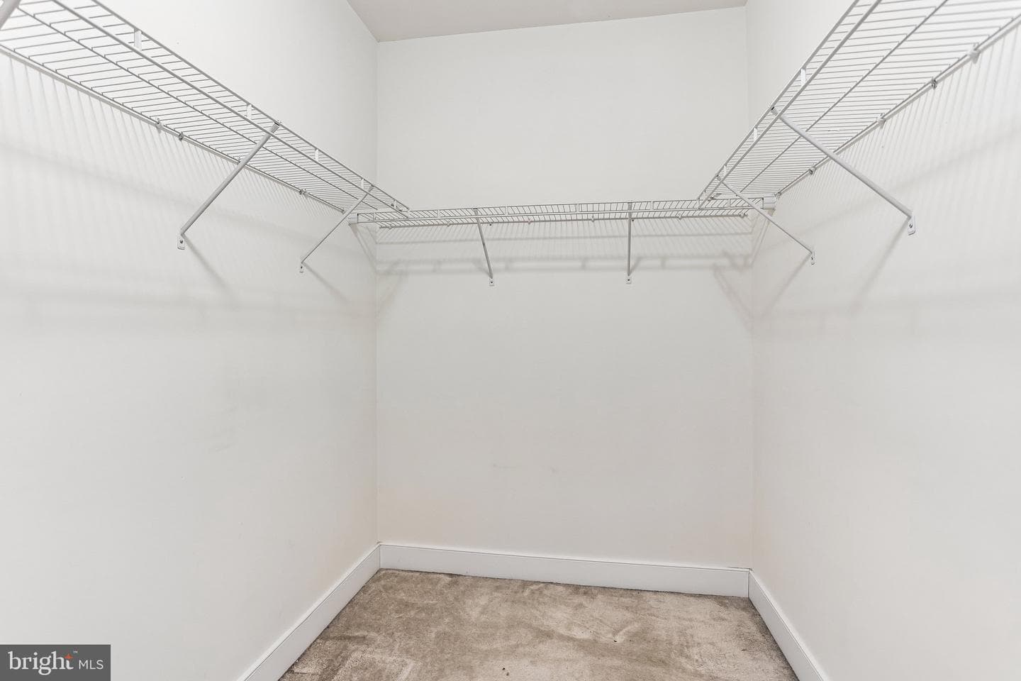 3104 Meridian Boulevard photo 23