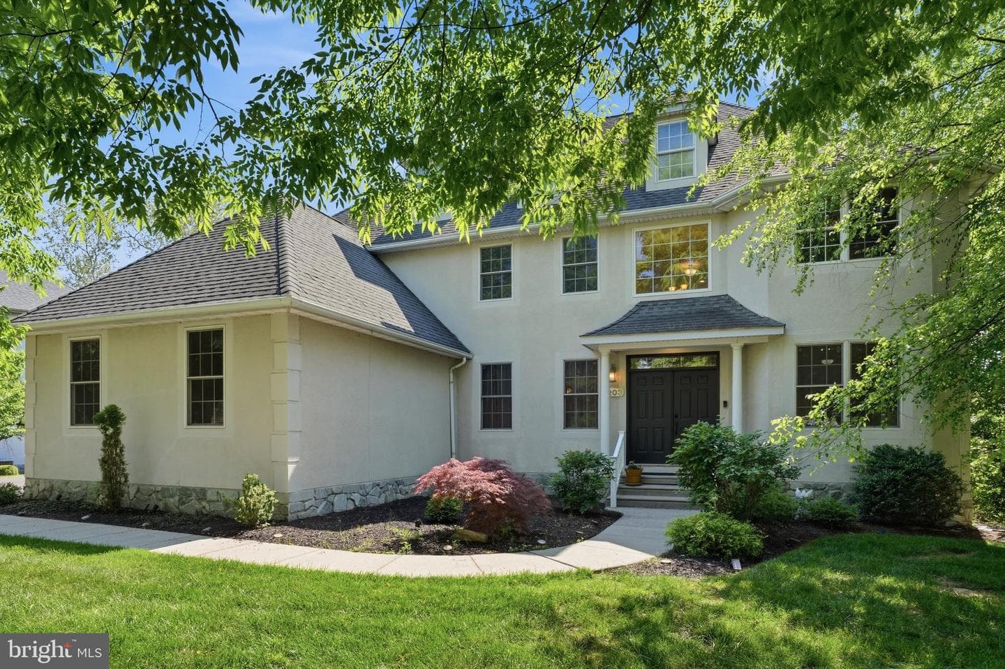 1203 Crespo Lane photo 2