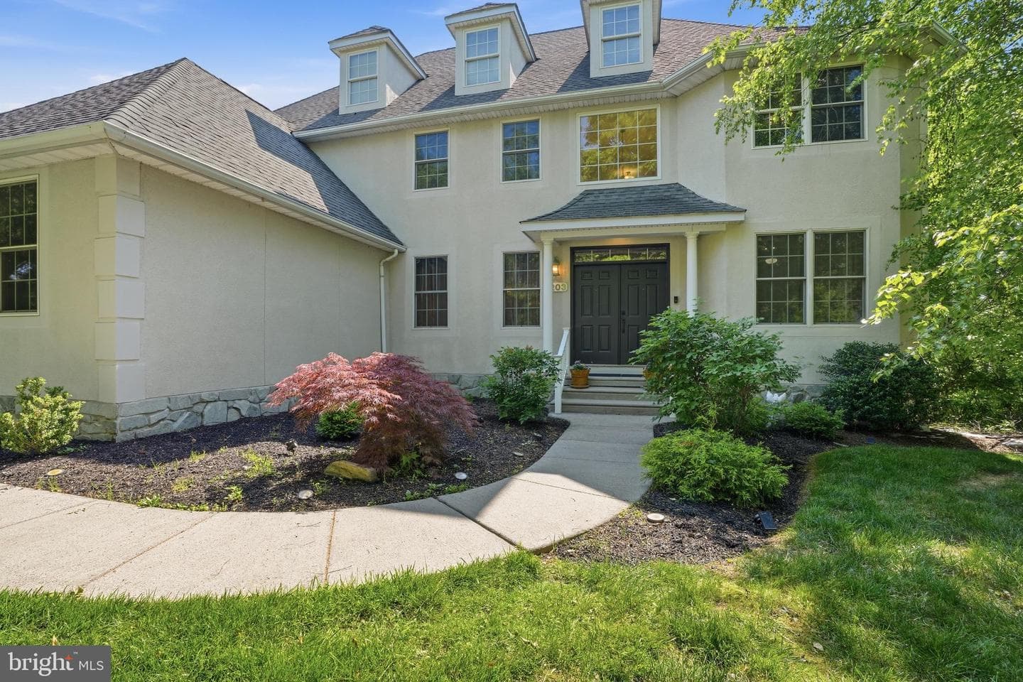 1203 Crespo Lane photo 4