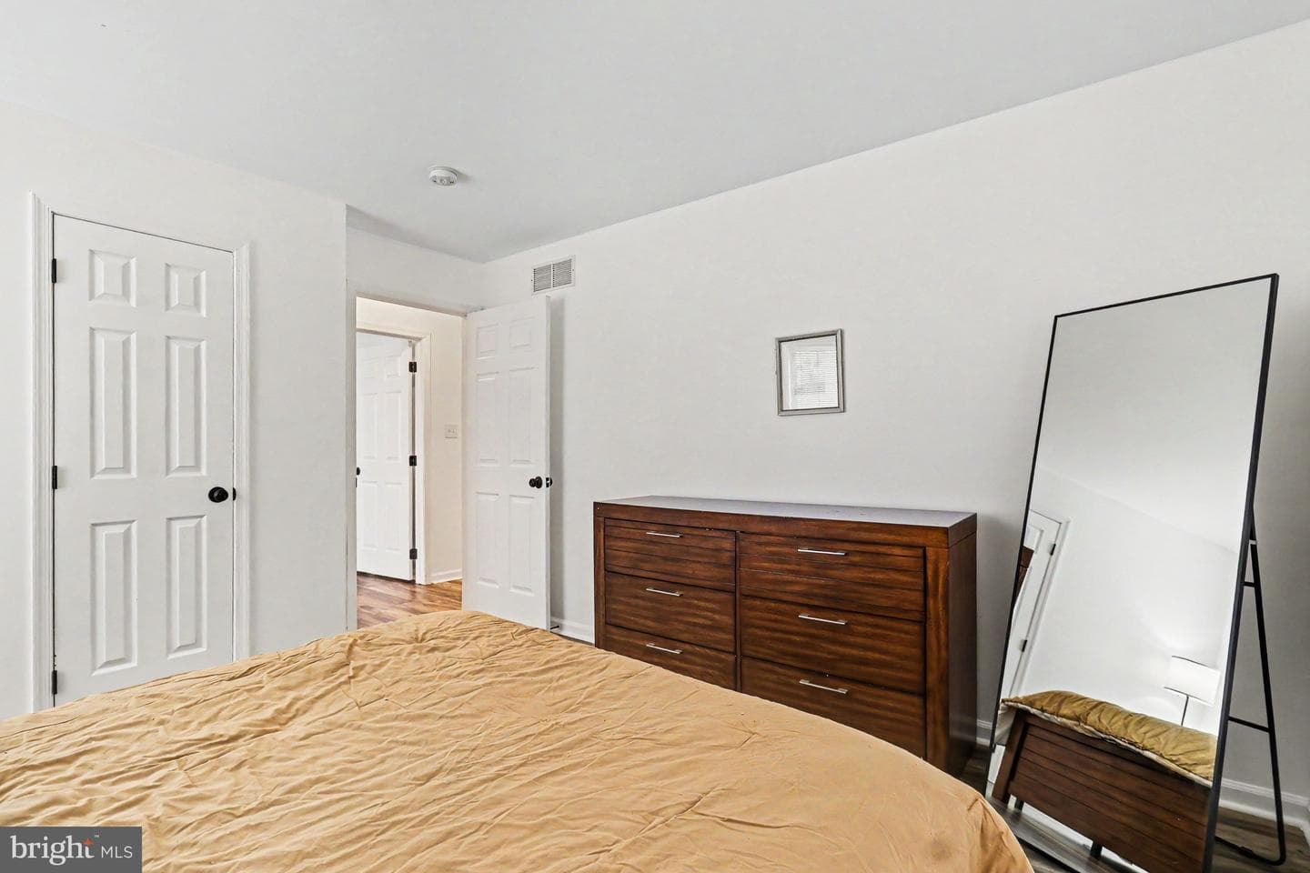 280 Madison Avenue photo 16