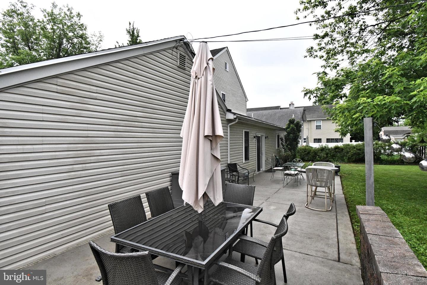 438 Quincy Avenue photo 65