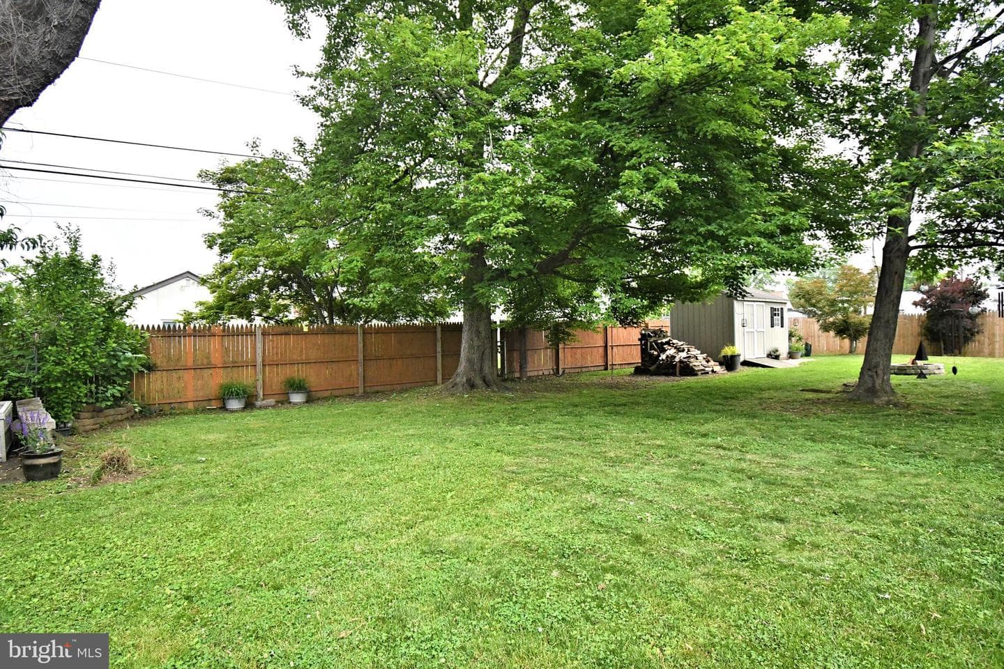 438 Quincy Avenue photo 71