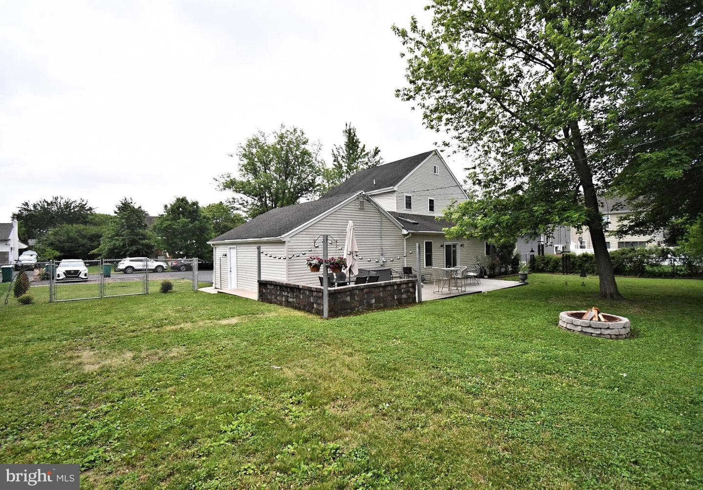 438 Quincy Avenue photo 75
