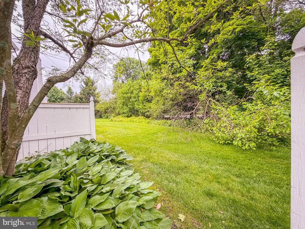601 Rose Hollow Drive #a photo 25