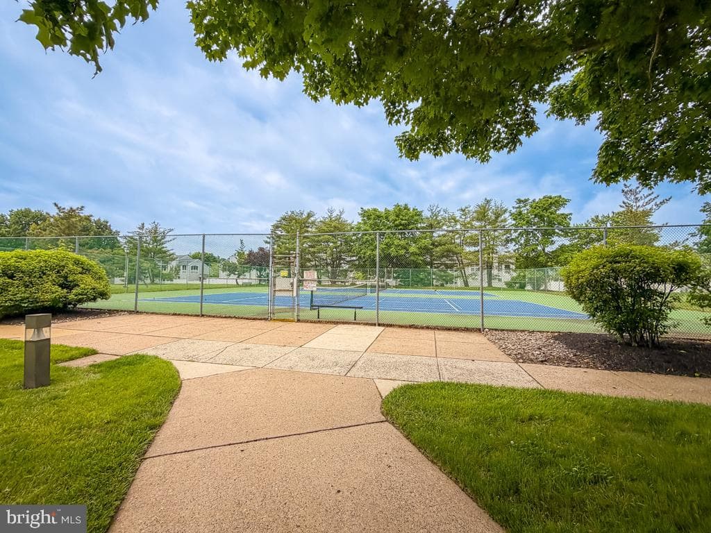601 Rose Hollow Drive #a photo 31