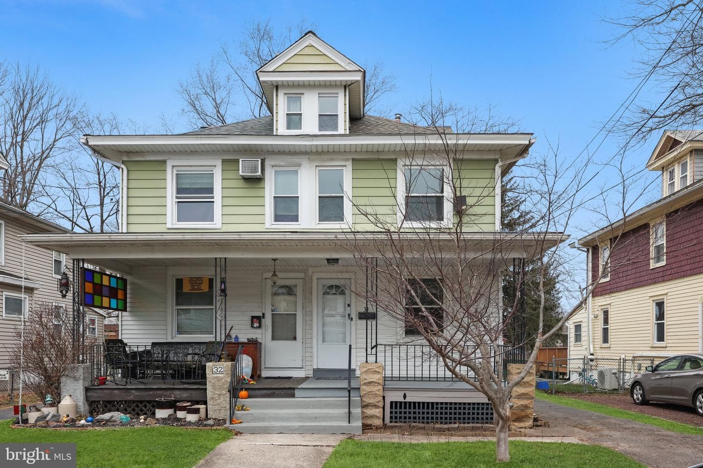 34 E Hendrickson Avenue photo 3