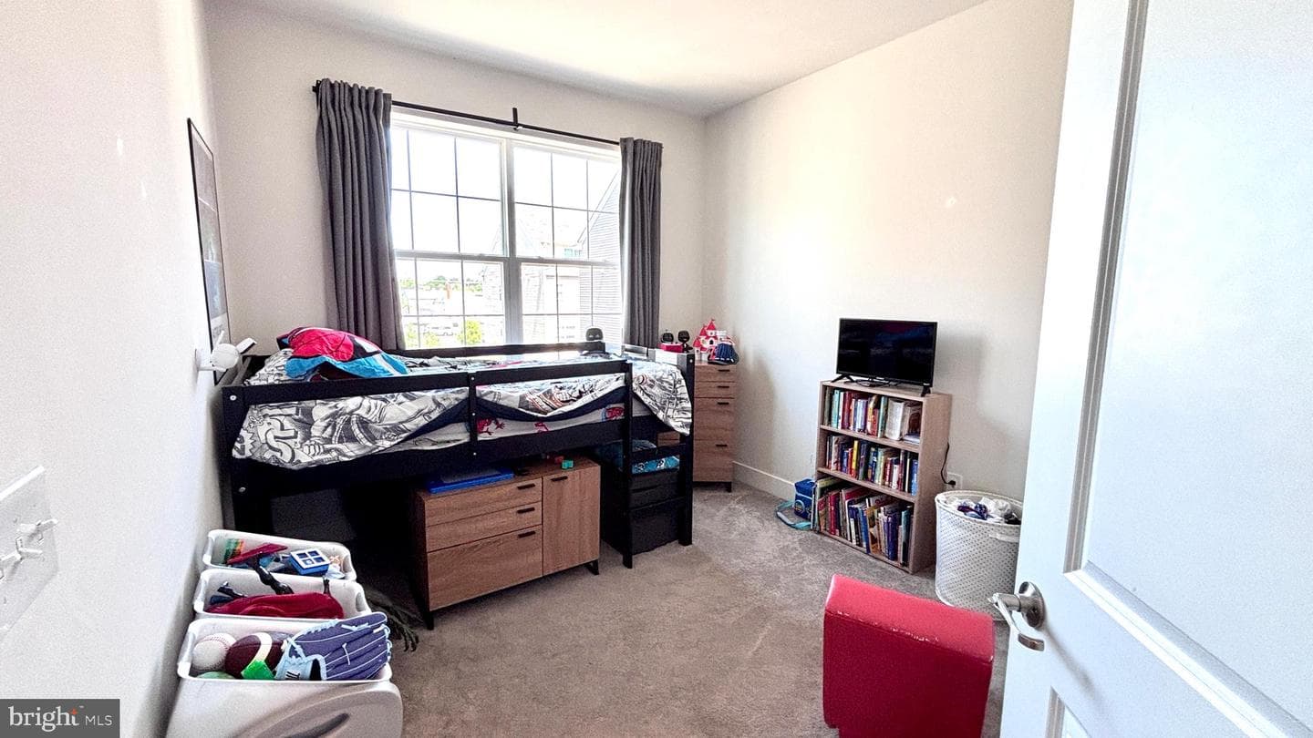 131 Park Place photo 40