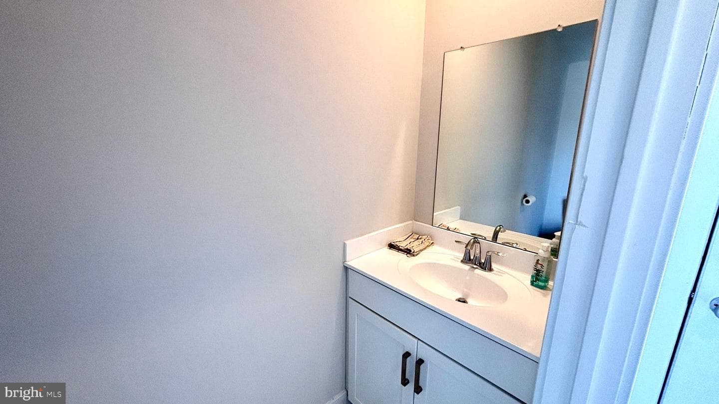 131 Park Place photo 46
