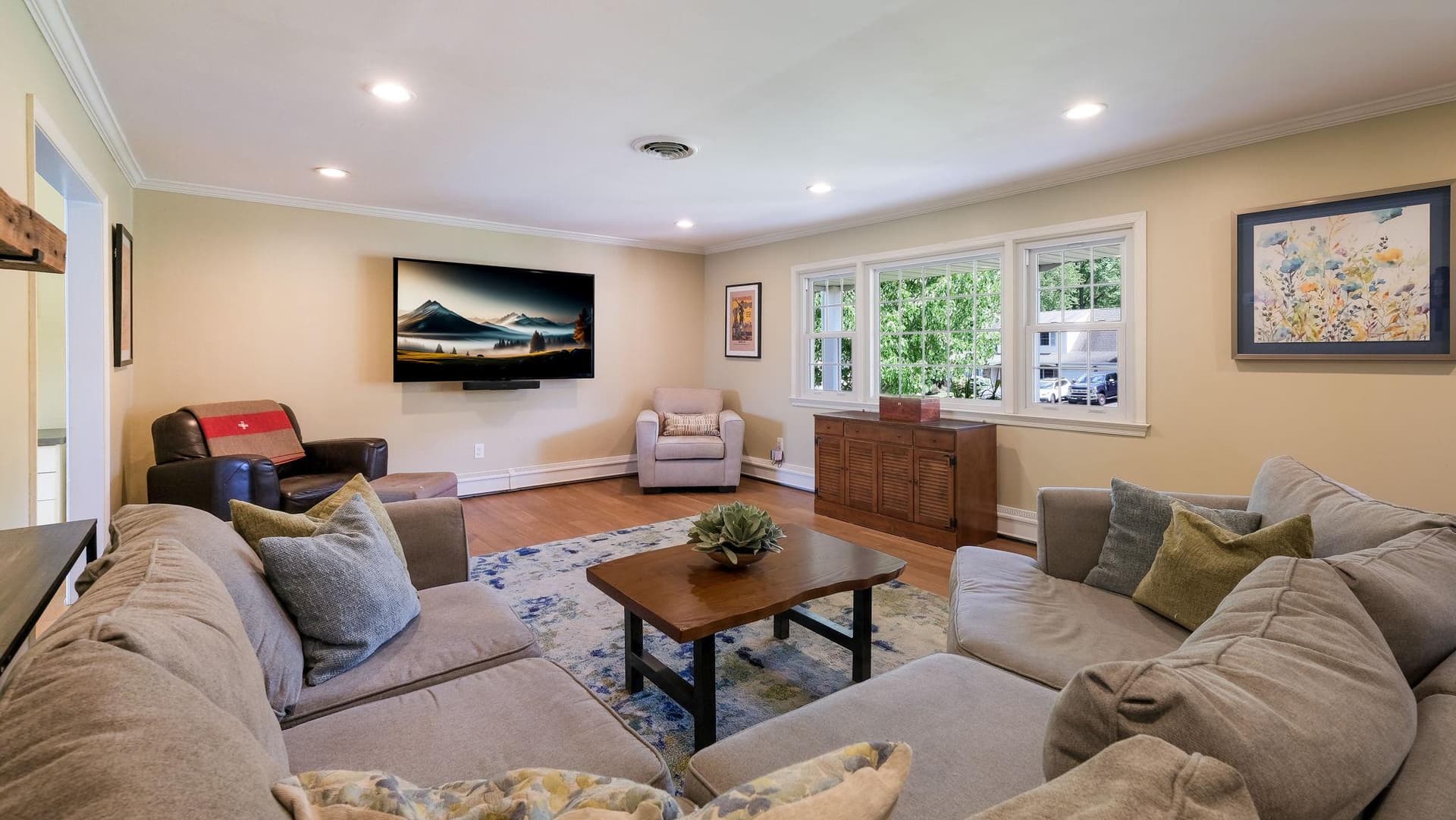 54 Beth Drive photo 9