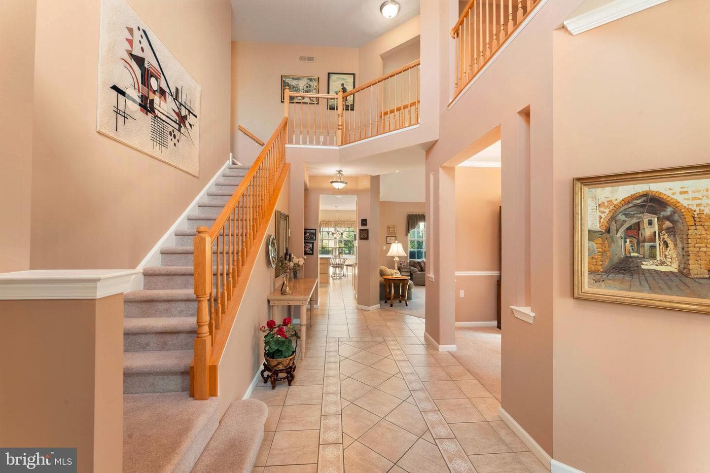 342 N Founders Court photo 5