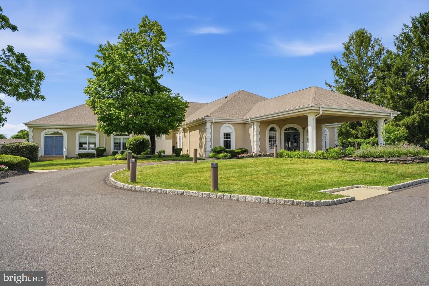 481 Goldenrod Crossing W photo 37