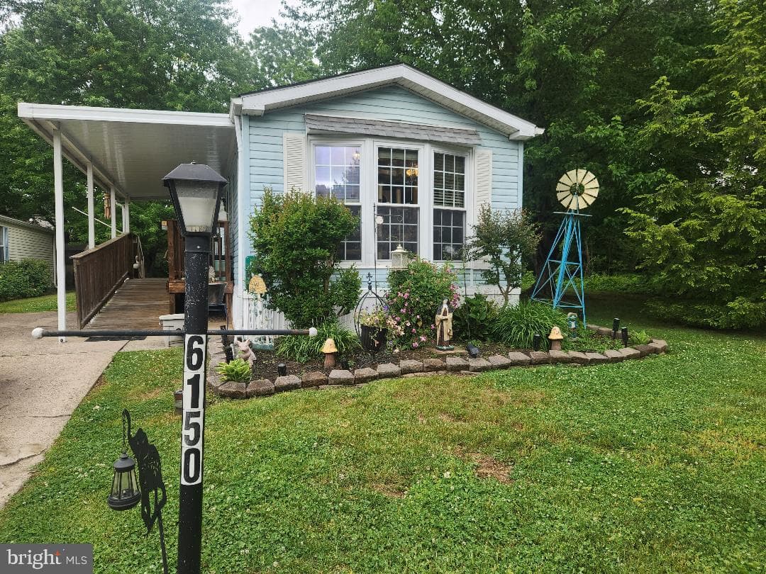 6150 Clearview Avenue photo 2