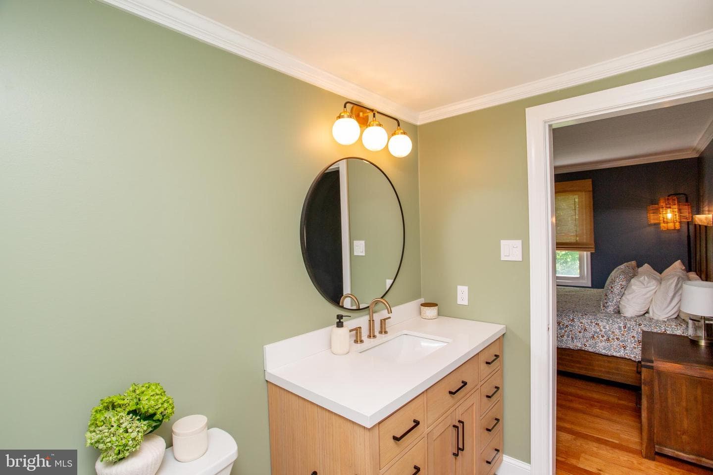 305 Tower Road photo 28