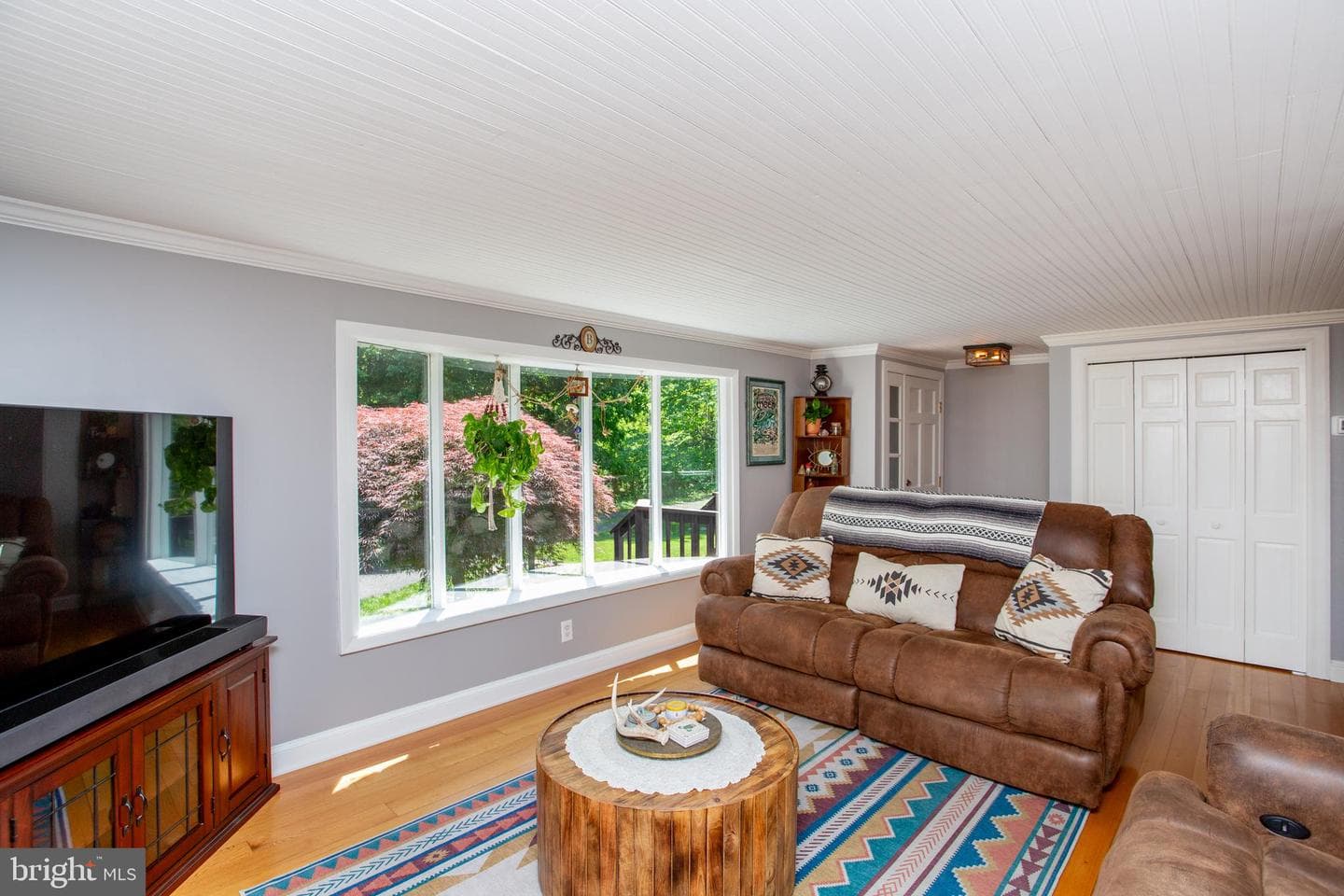 305 Tower Road photo 4