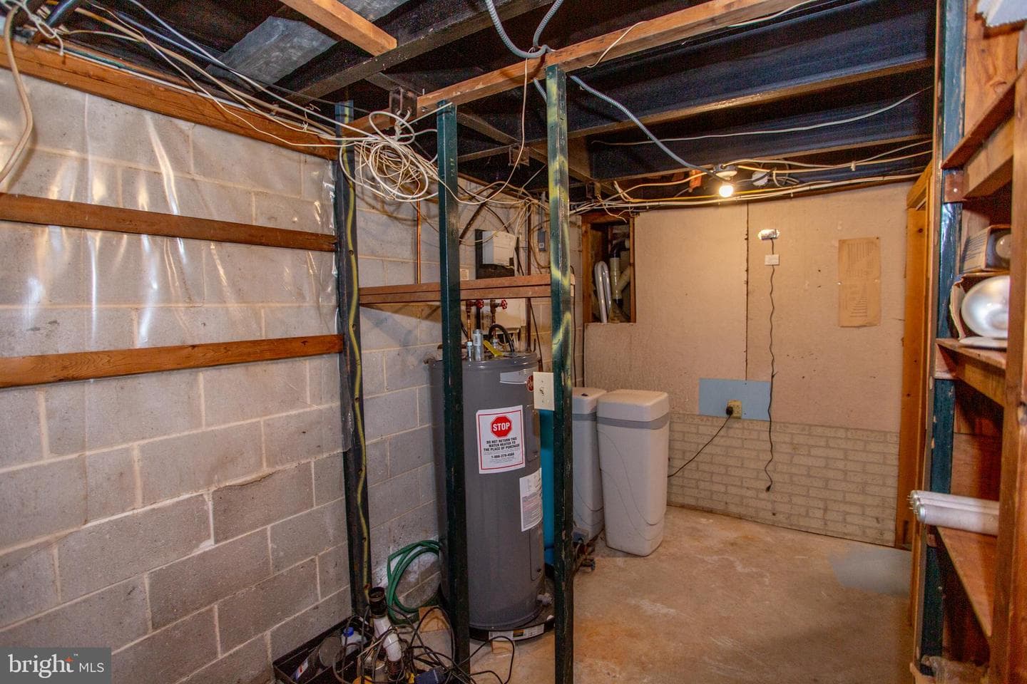 305 Tower Road photo 48