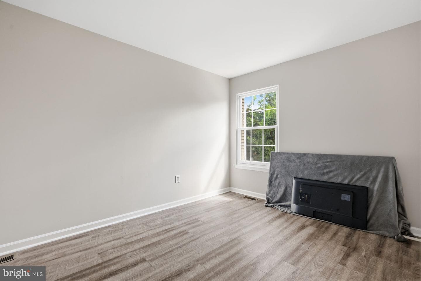 45 Honey Locust Lane photo 34