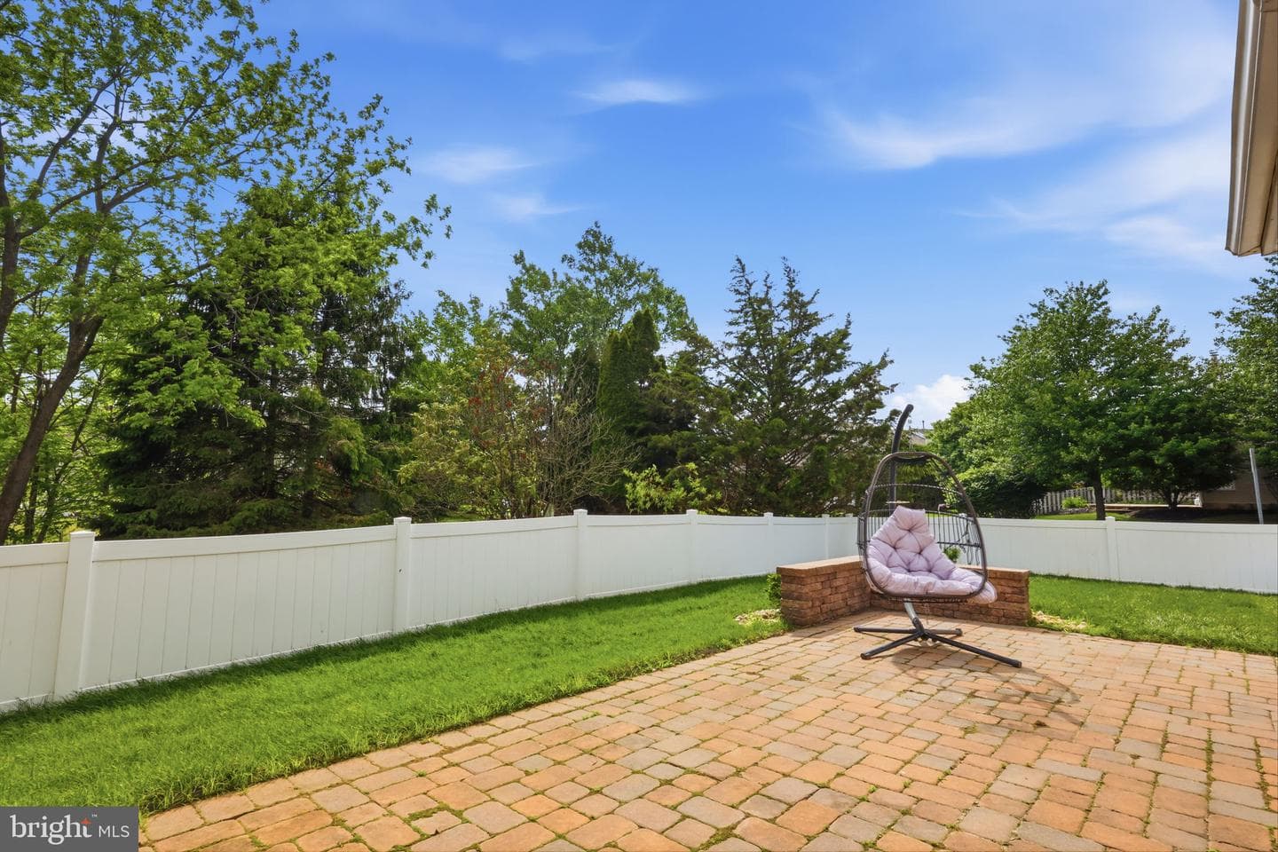 45 Honey Locust Lane photo 37