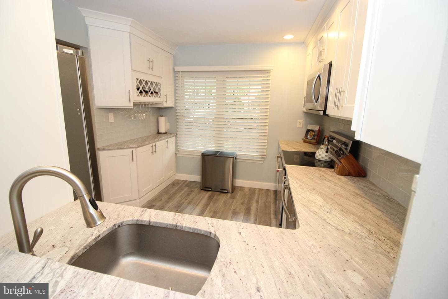 50 Taylors Way photo 15