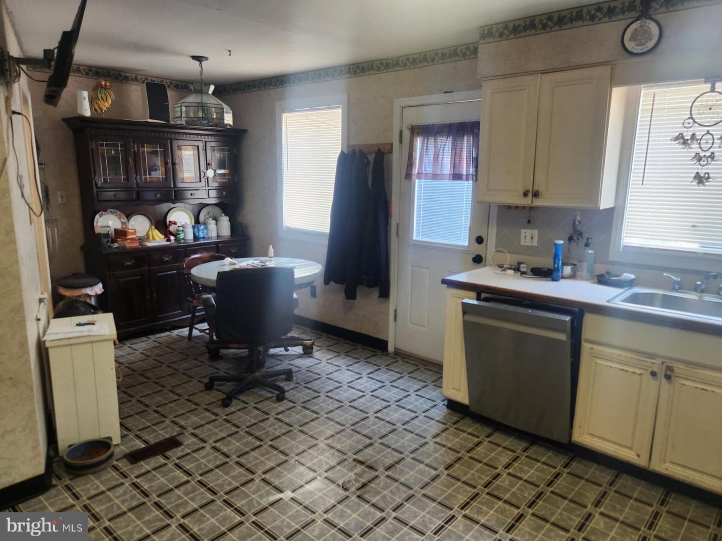168 Ann Lane photo 13