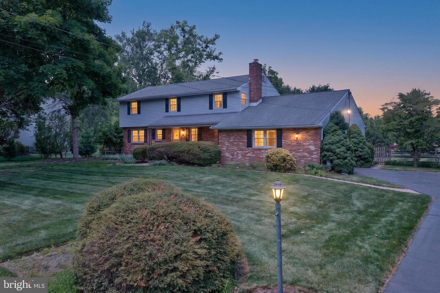 324 Wrights Road photo 3