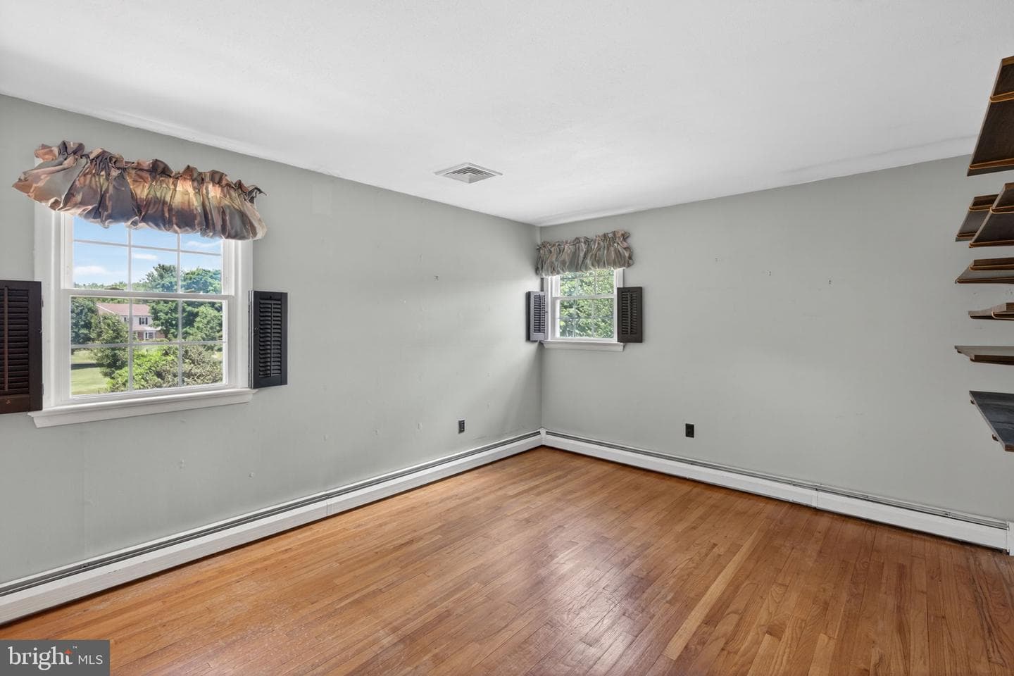 324 Wrights Road photo 33