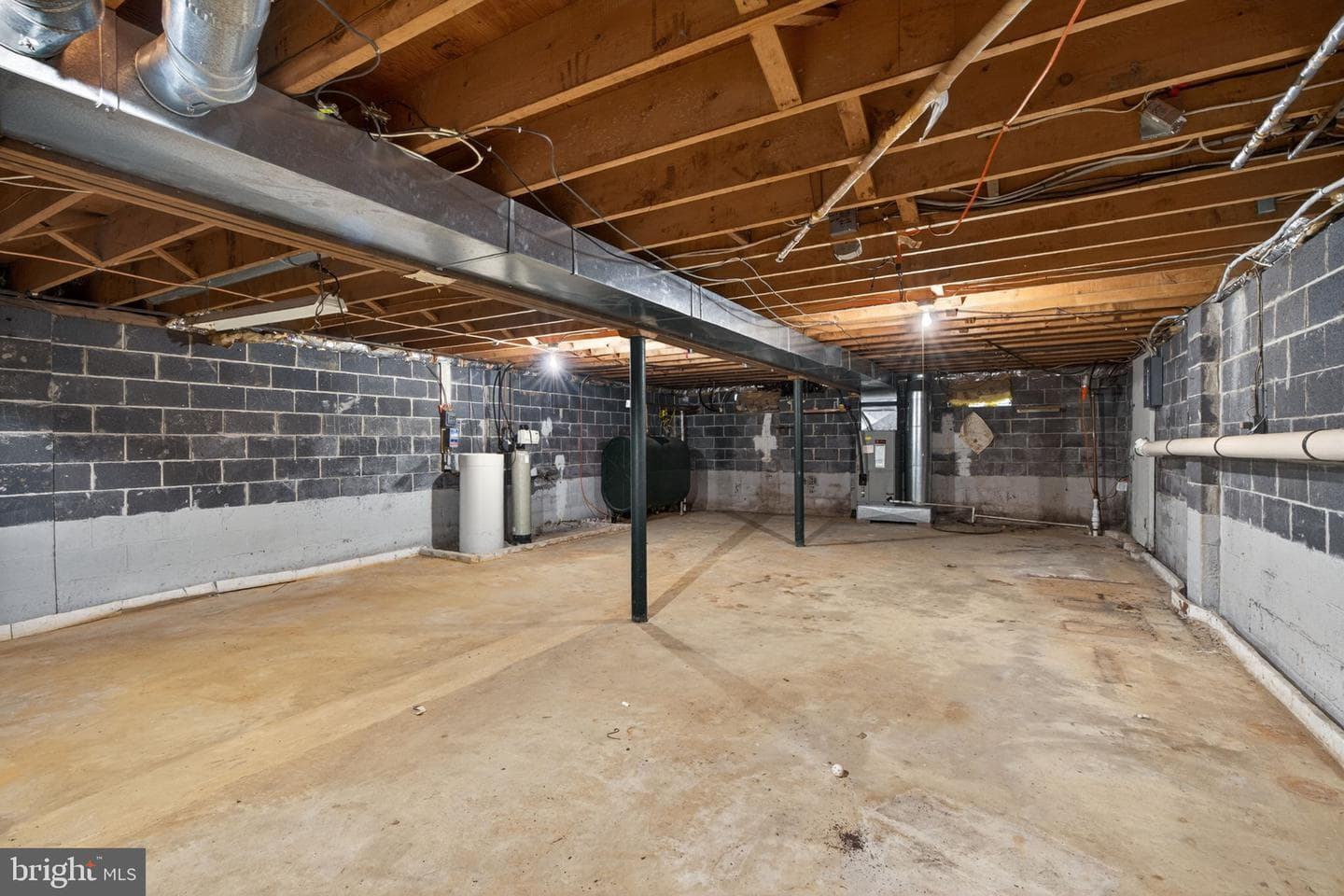 324 Wrights Road photo 37