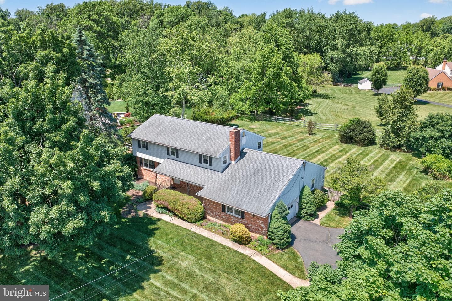 324 Wrights Road photo 4