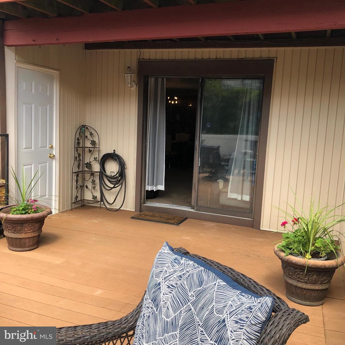 208 Bradley Court photo 25