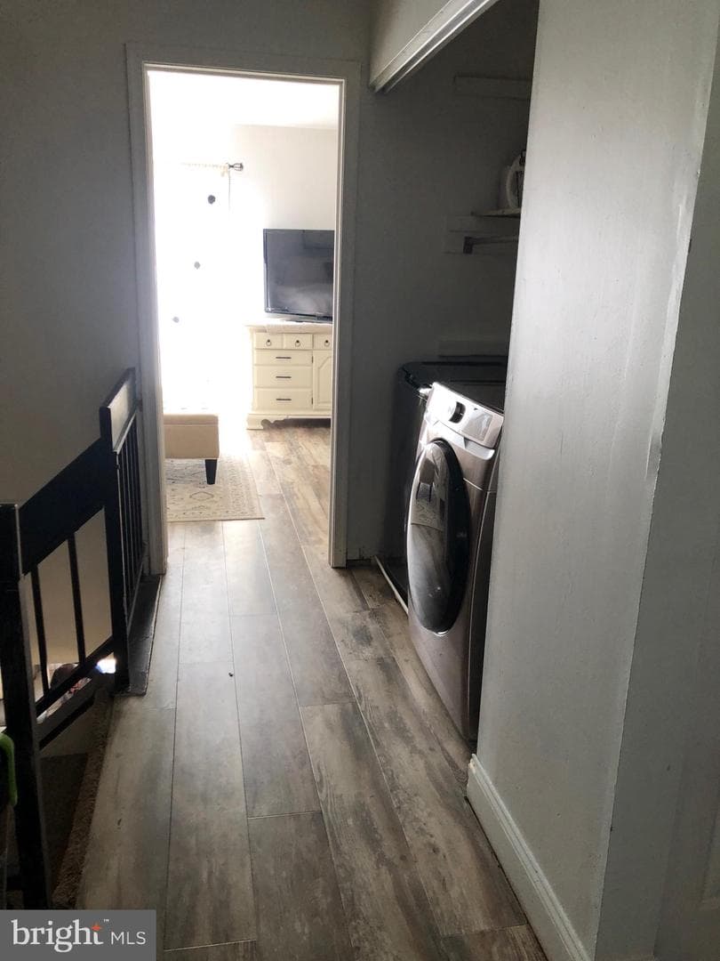 208 Bradley Court photo 27