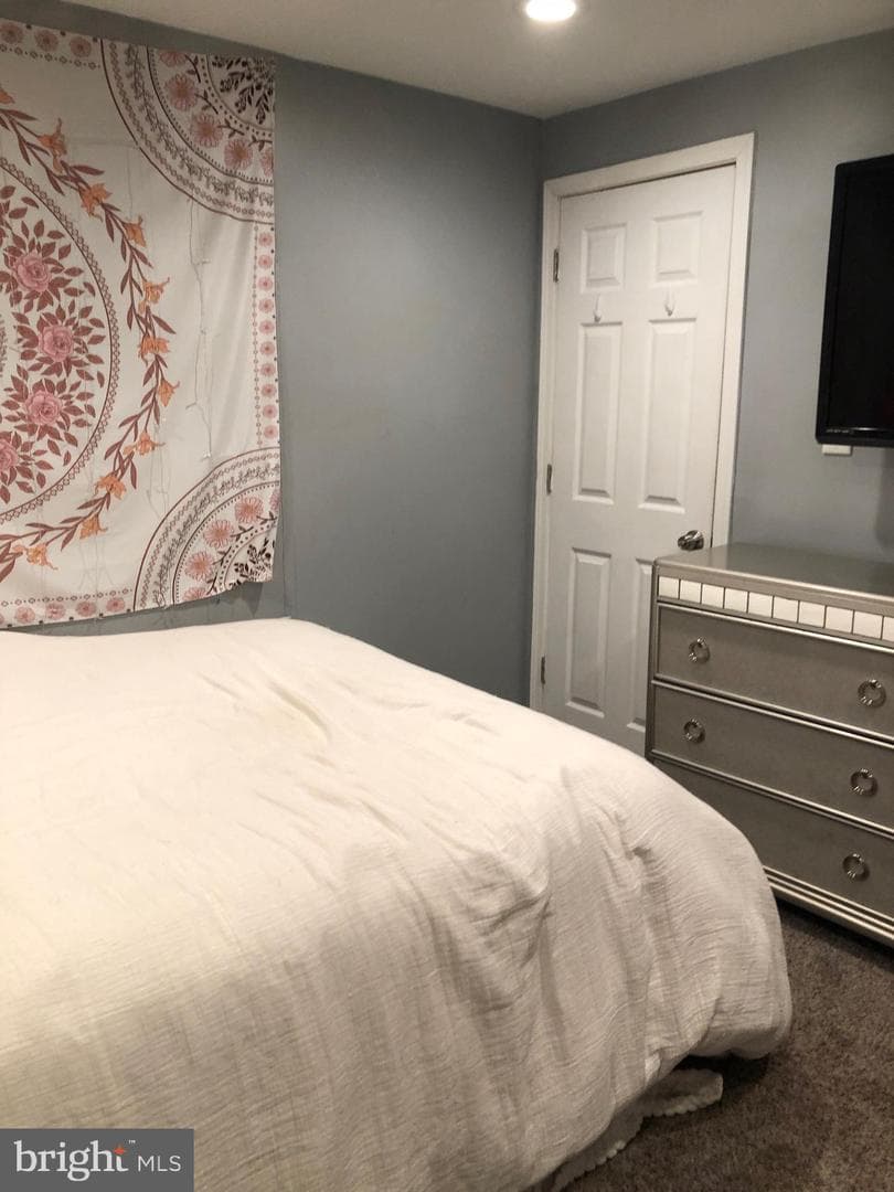 208 Bradley Court photo 42