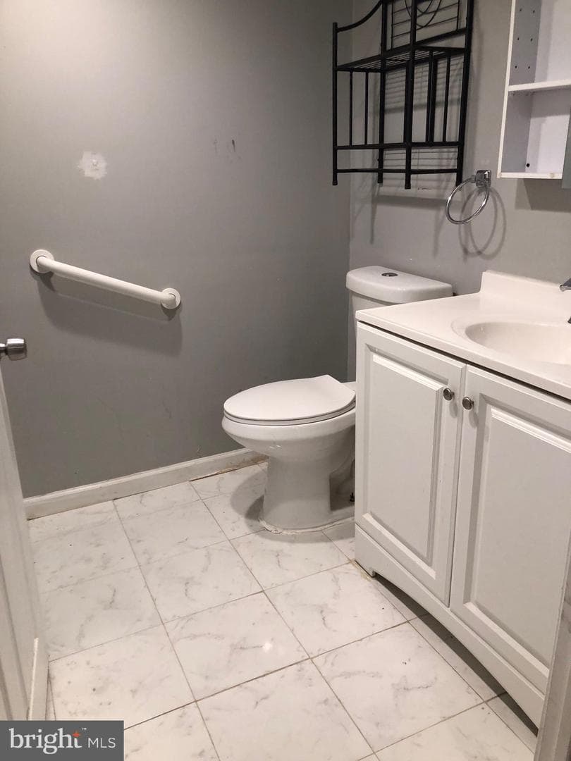 208 Bradley Court photo 46