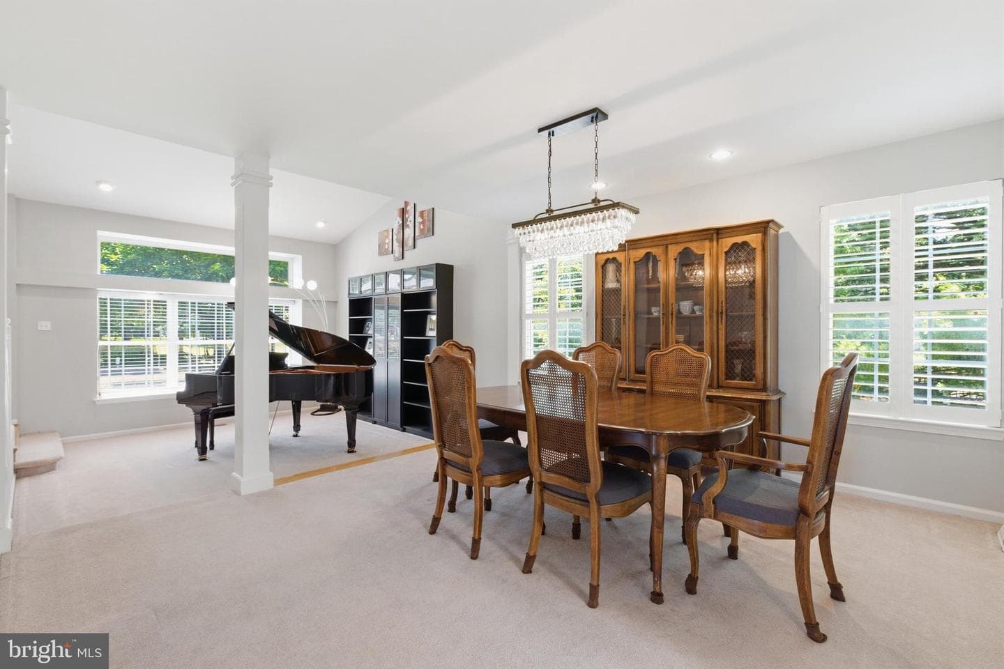 2301 Deer Path Drive photo 18