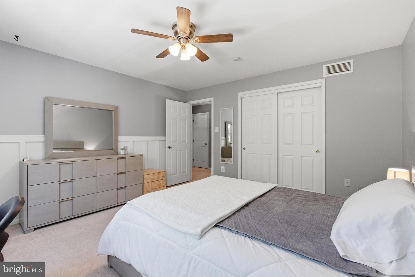 2301 Deer Path Drive photo 32
