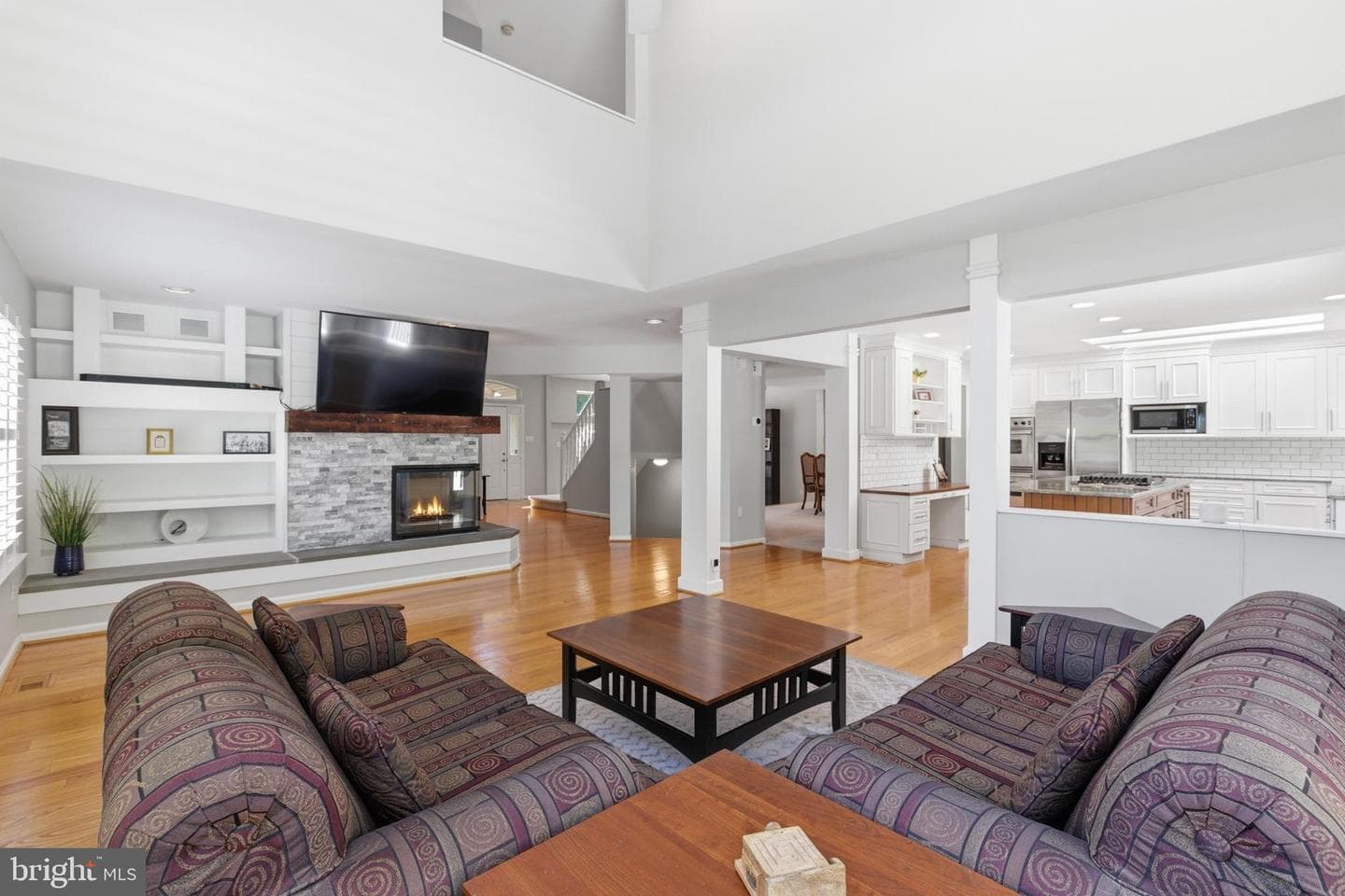 2301 Deer Path Drive photo 9