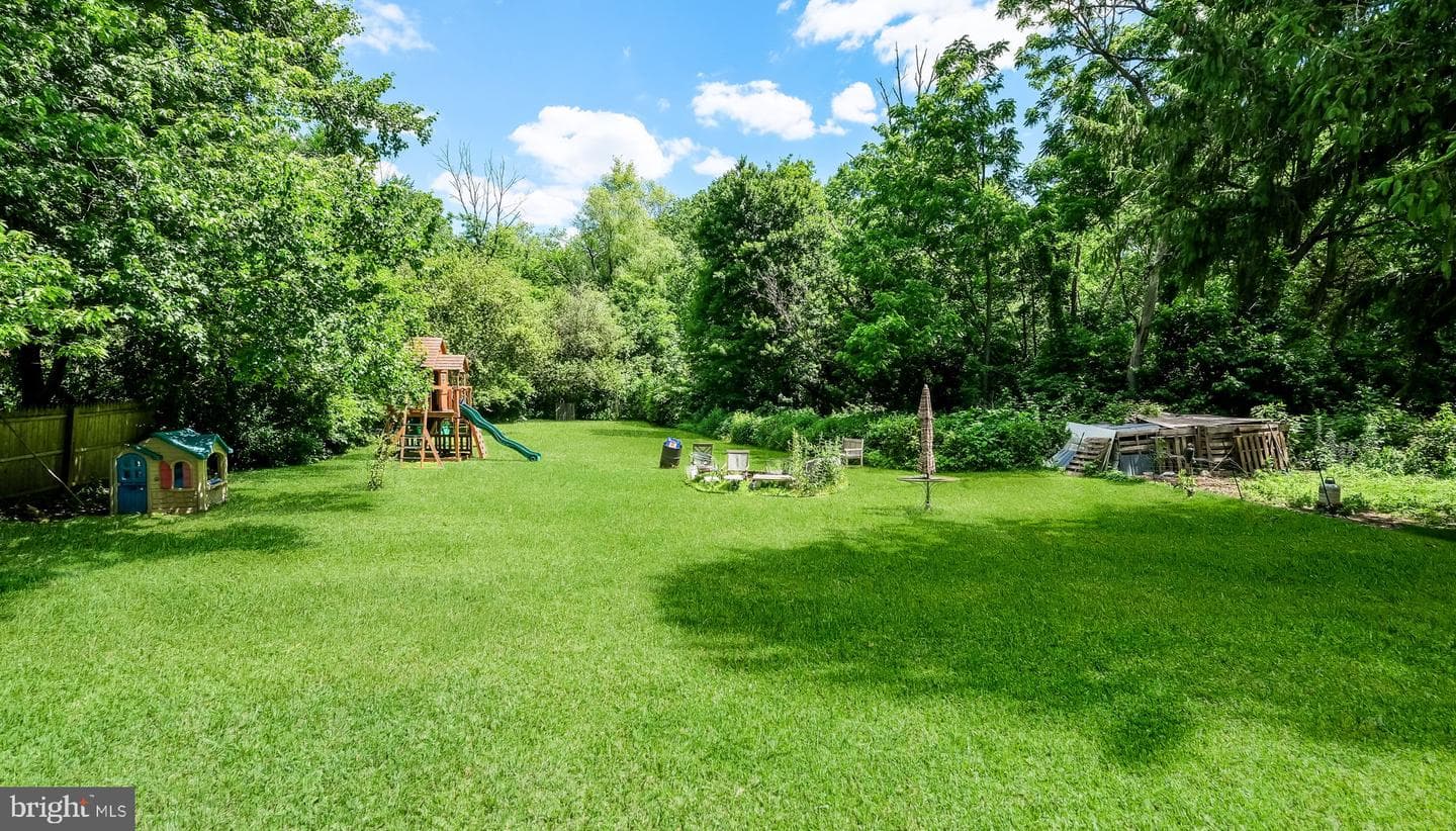 2217 N Rockhill Road photo 17