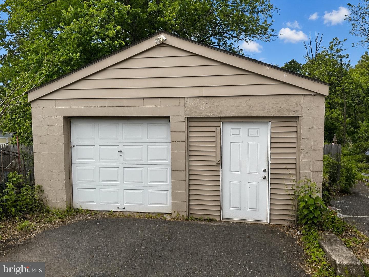 2217 N Rockhill Road, Sellersville