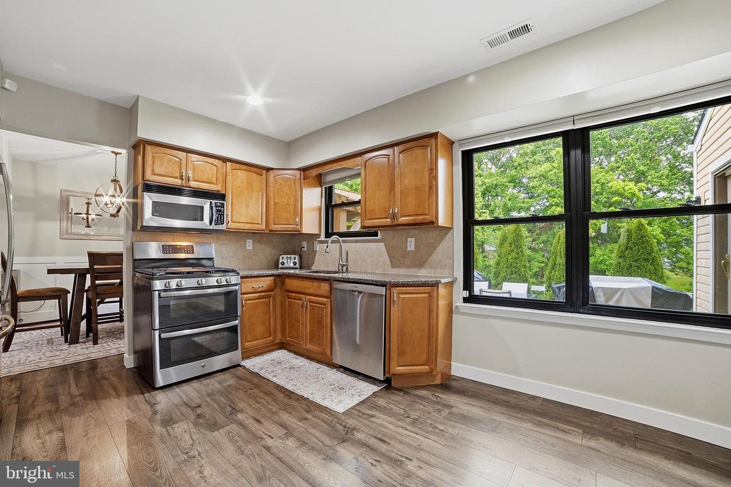 148 Hampton Drive photo 9