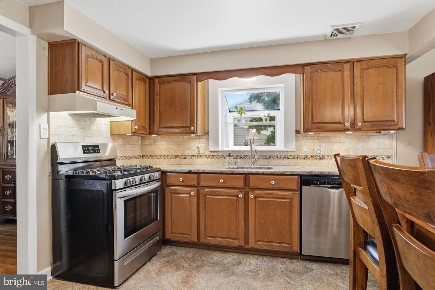 293 Norfolk Road photo 6