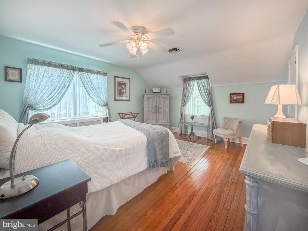 1220 Wilson Avenue photo 20