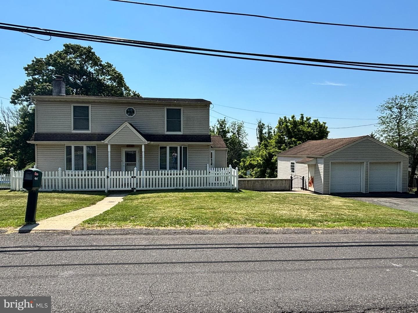 4547 Hillside Avenue photo 1
