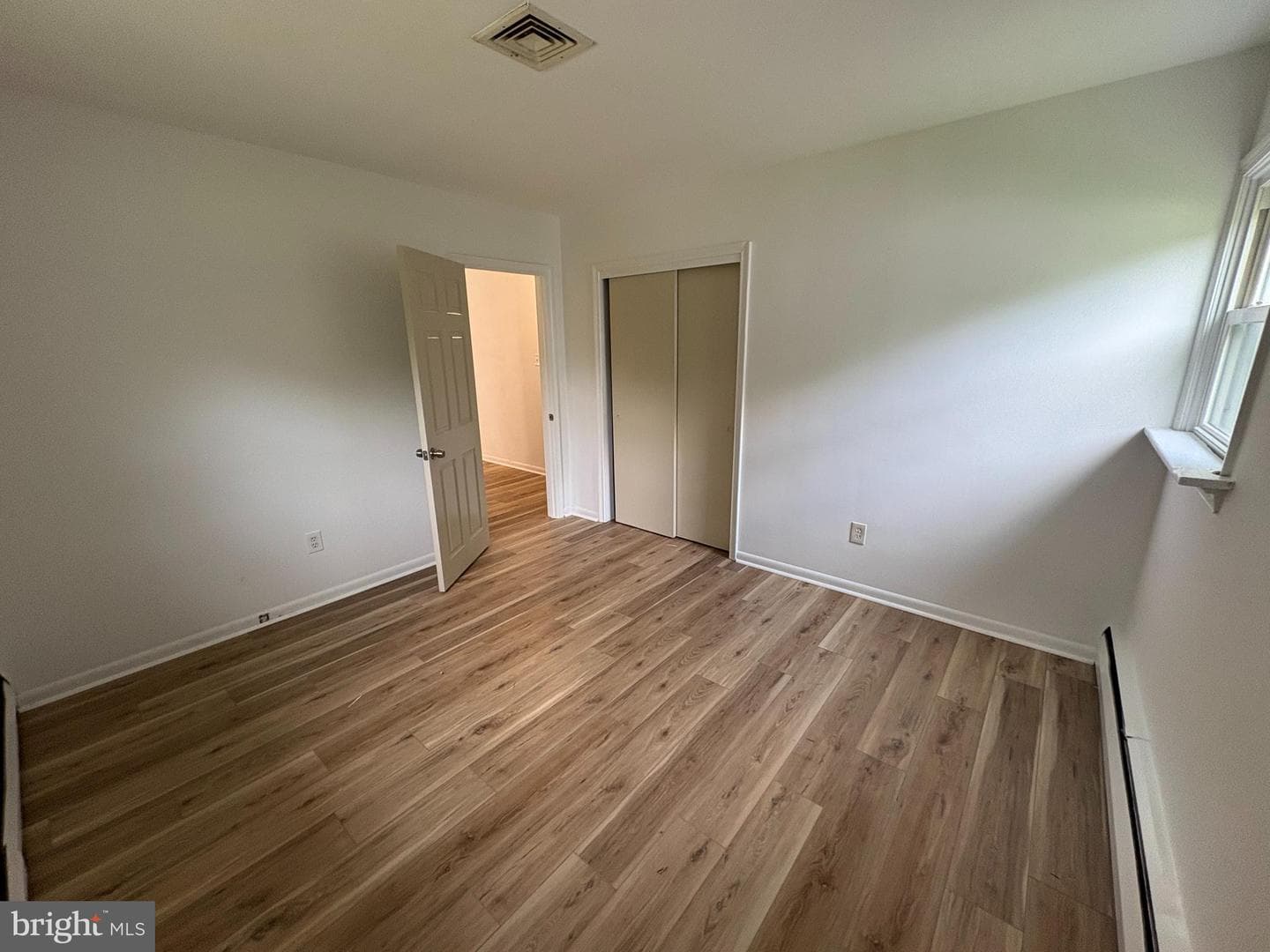 1217 Greeley Avenue photo 10