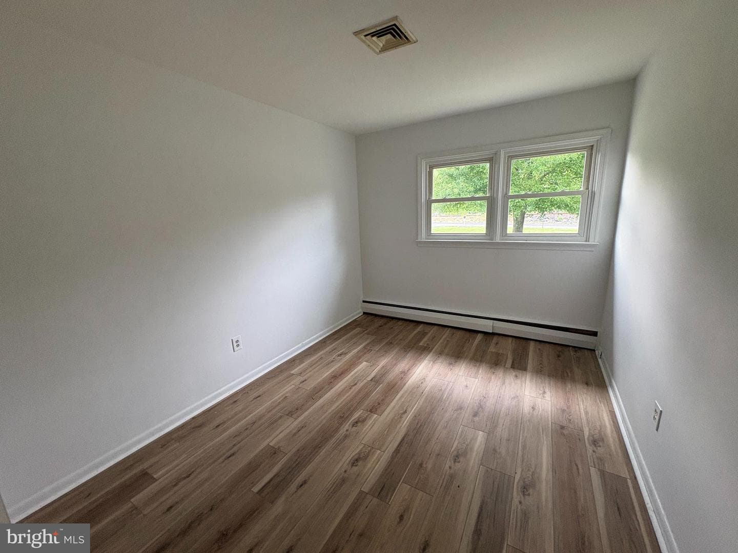 1217 Greeley Avenue photo 16