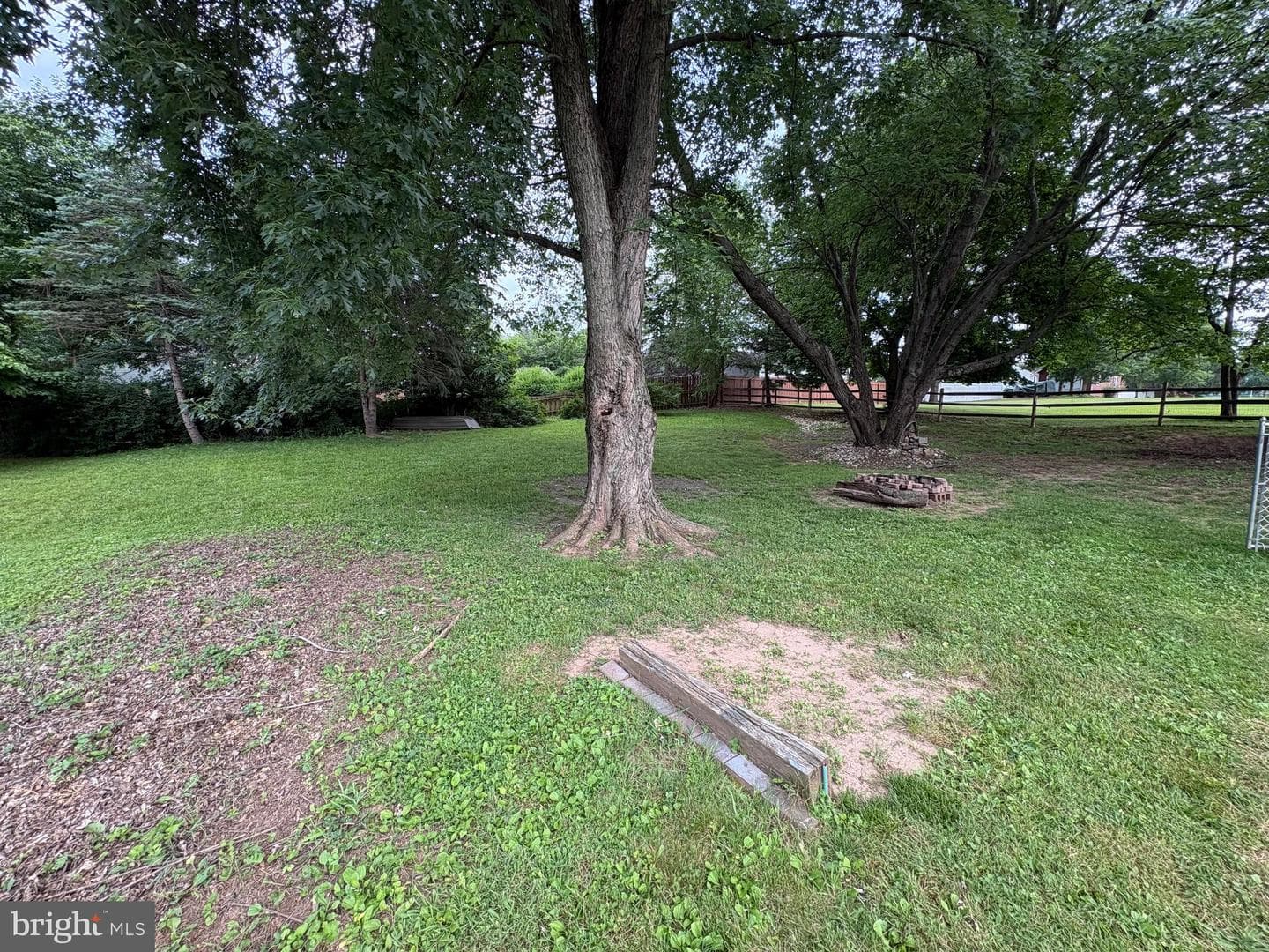 1217 Greeley Avenue photo 24