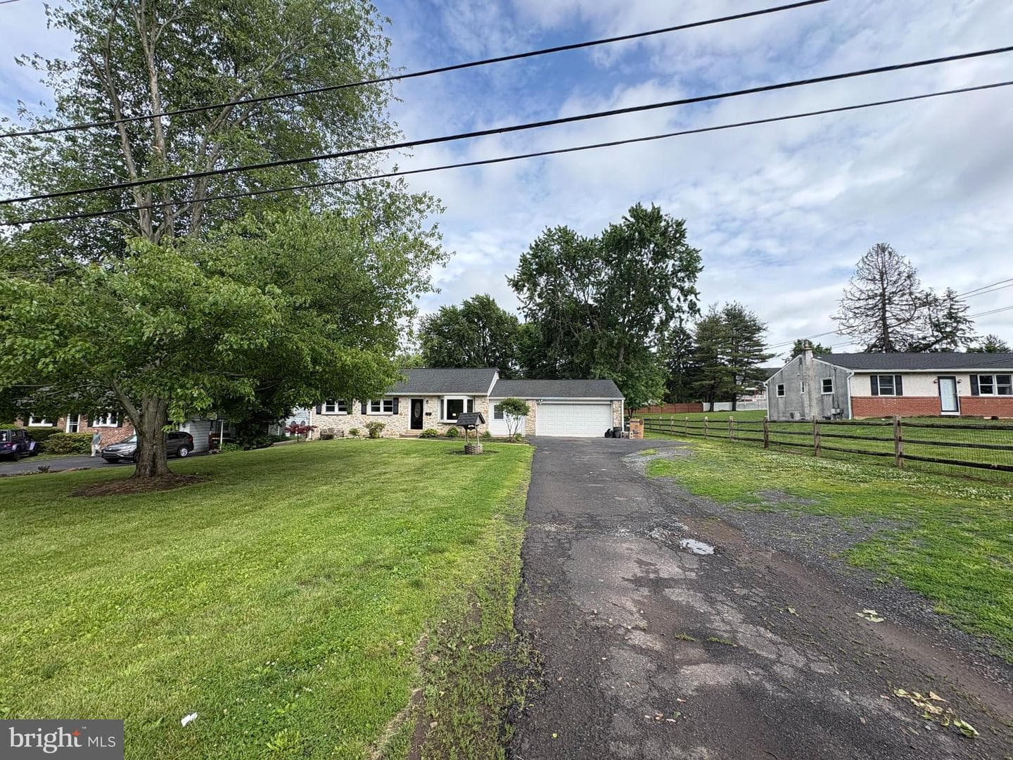1217 Greeley Avenue photo 3
