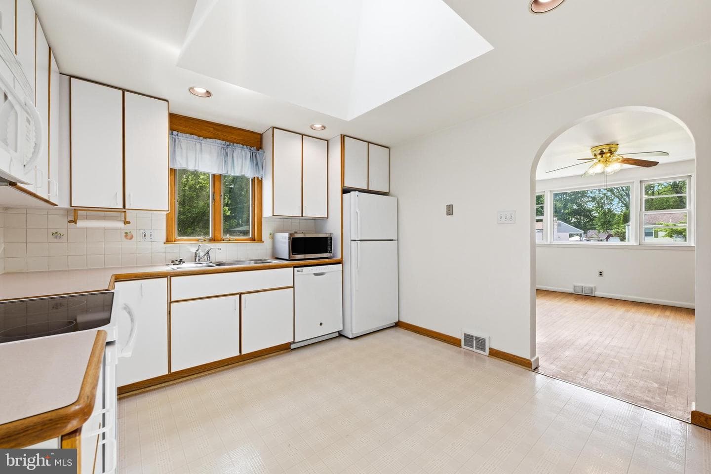 22 Mapleview Drive photo 5